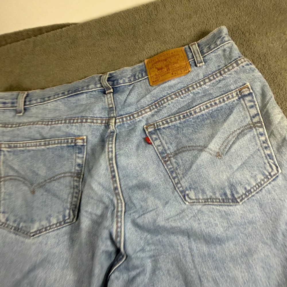 Levis 560 Loose Fit Jeans Mens 42x30 Light Wash Blue Denim Made in USA Tapered